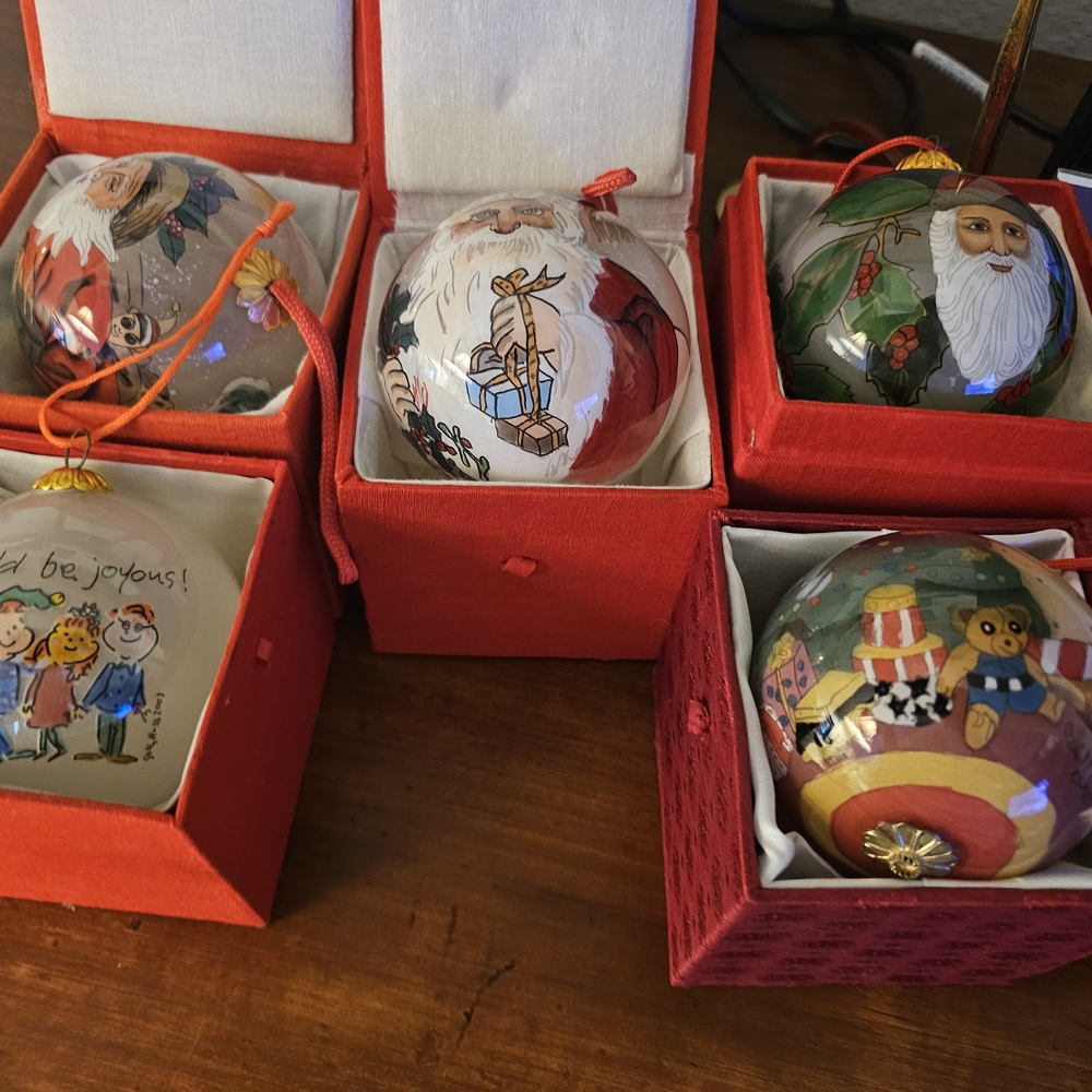 Vintage Bill Yee Hand-Painted Holiday Ornament Set